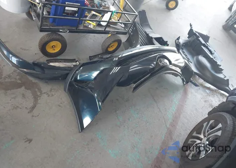 2017 Toyota Rav4 Le z USA, uszkodzony, nr VIN 2T3ZFREV7HW315416